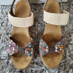 Rieker sandals, style name Thalia, women's size 37